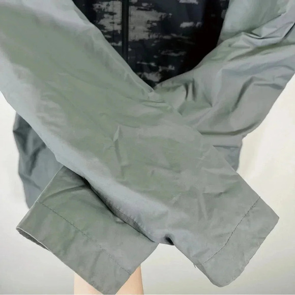 The North Face Women's Aryi  Three In One Triclimate Jacket Coat - Picture 11 of 16